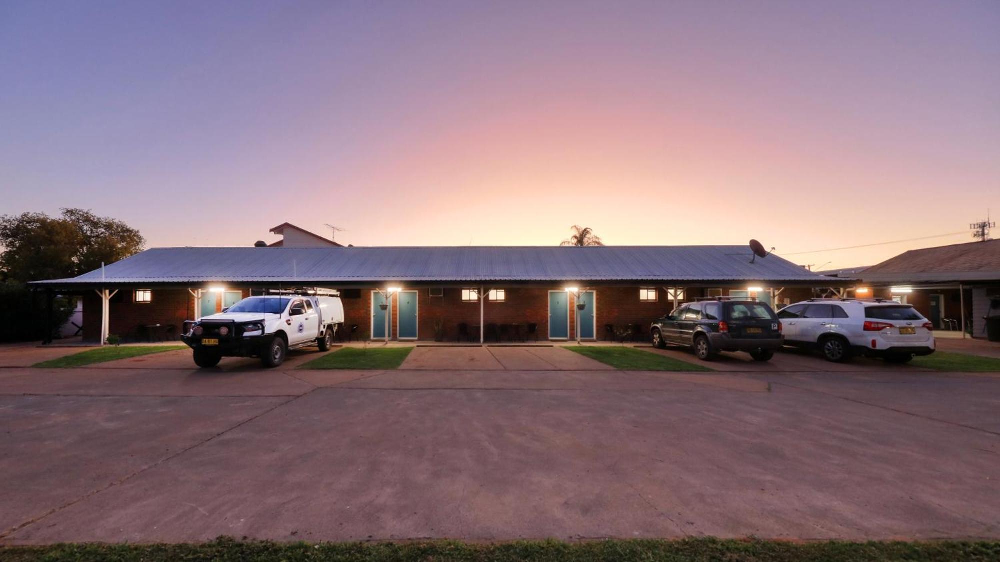 The Major Mitchell Motel Bourke Eksteriør billede